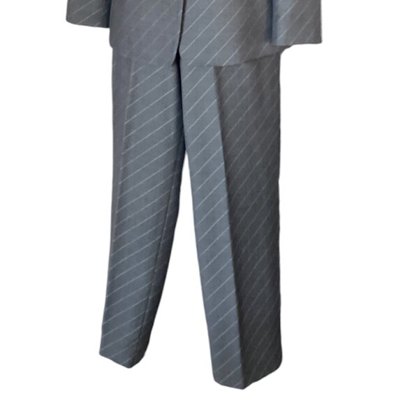 VINTAGE ARMANI COLLEZIONI 100% Virgin Wool 2-PC Grey Pinstripe Pant Suit, Sz 6 - Picture 2 of 14